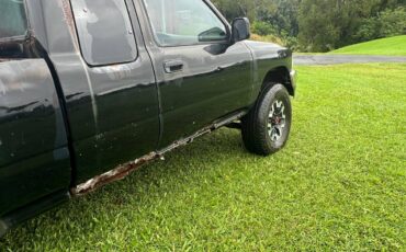 Toyota-pickup-4x4-1990-black-3