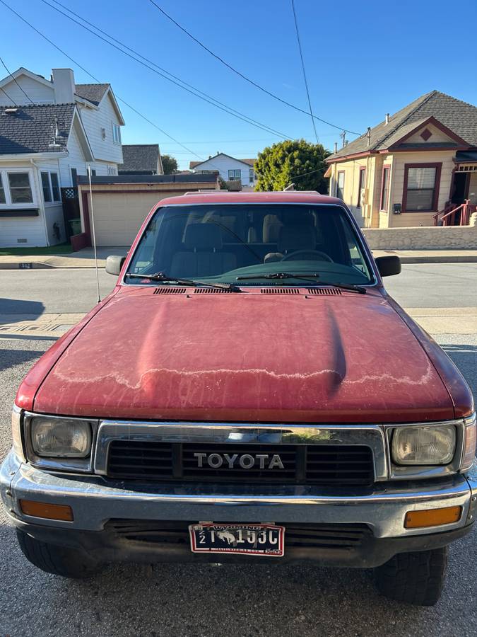 Toyota-pickup-4x4-1991-red-1