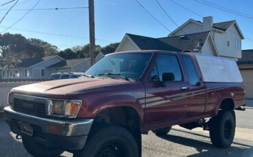 Toyota-pickup-4x4-1991-red-2