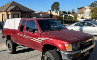 Toyota-pickup-4x4-1991-red