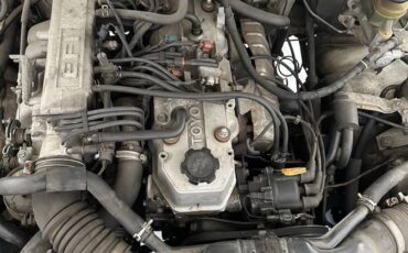 Toyota-pickup-4x4-1991-white-5