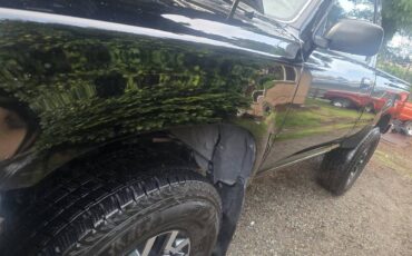 Toyota-pickup-4x4-1993-black-1