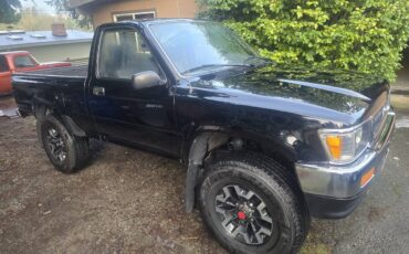 Toyota-pickup-4x4-1993-black