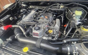 Toyota-pickup-4x4-1993-black-7