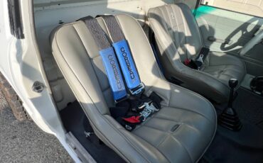 Toyota-pickup-custom-1985-2