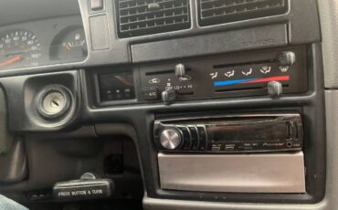 Toyota-pickup-extended-cab-1989-red-6