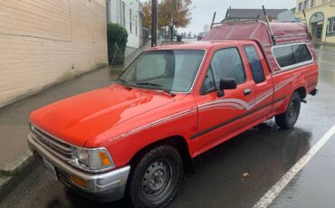 Toyota-pickup-extended-cab-1989-red-9