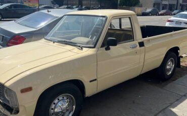 Toyota-pickup-truck-1979-6