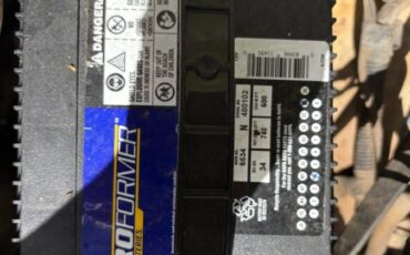 Toyota-pickup-truck-1981-white-6