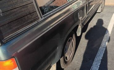 Toyota-pickup-truck-1992-3