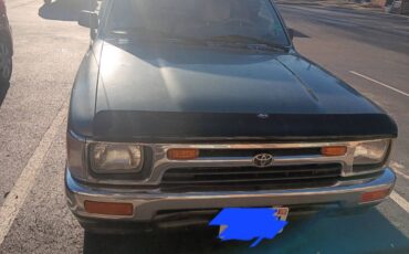 Toyota-pickup-truck-1992