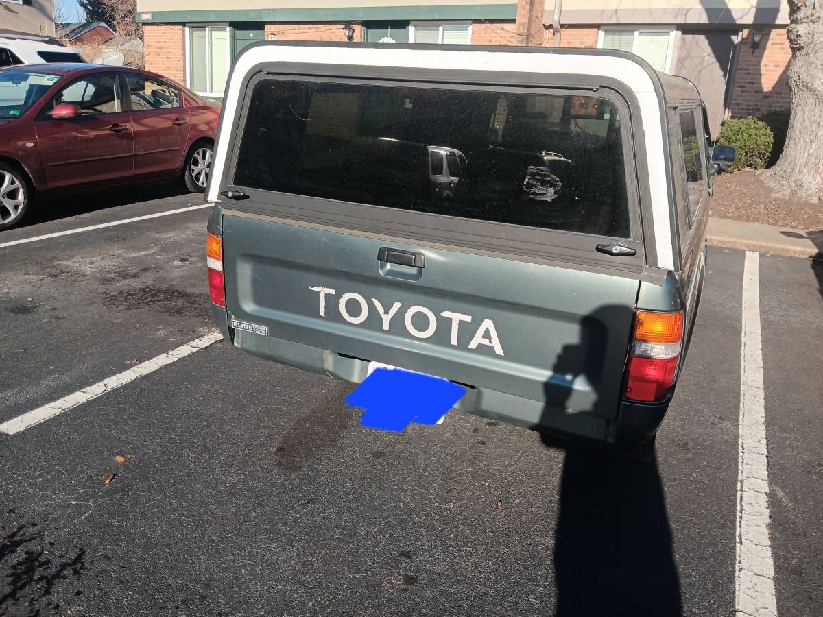 Toyota-pickup-truck-1992-4