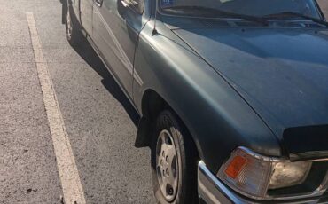 Toyota-pickup-truck-1992-5