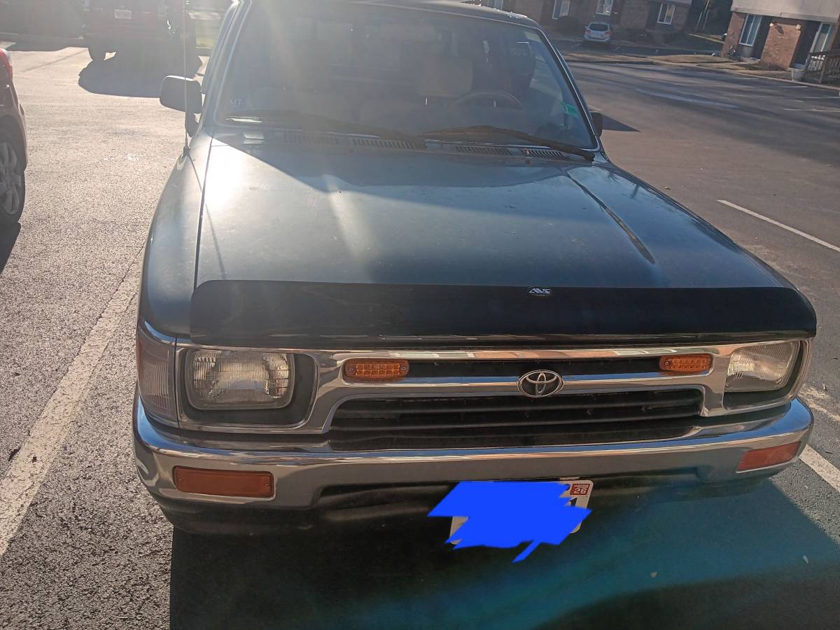 Toyota-pickup-truck-1992