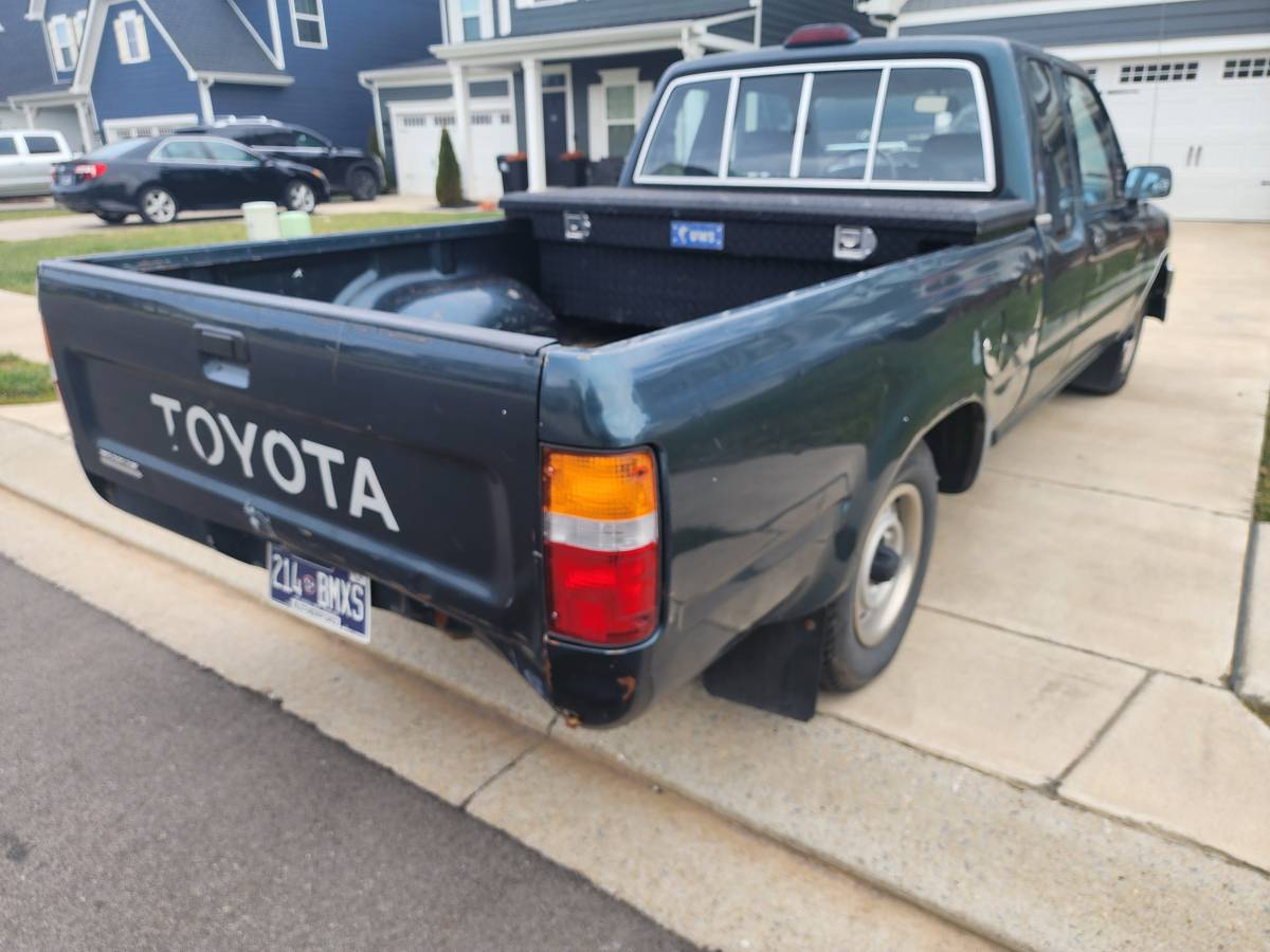 Toyota-pickup-truck-1994-1