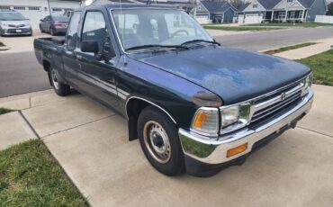 Toyota-pickup-truck-1994-3