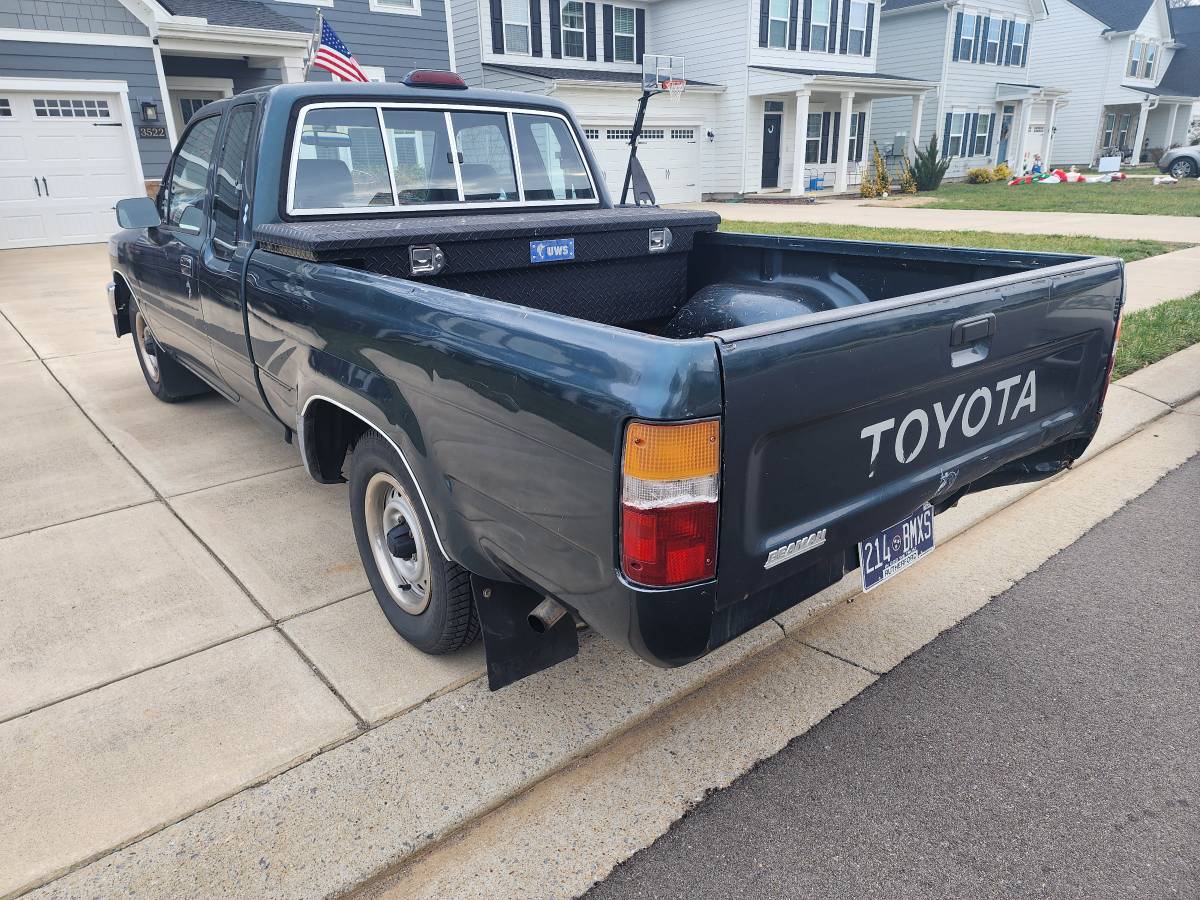 Toyota-pickup-truck-1994-4