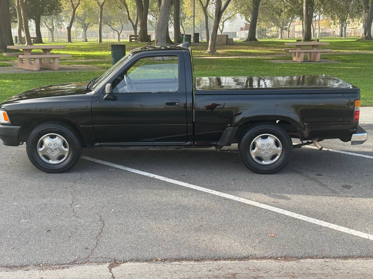 Toyota-pickup-truck-1995-7
