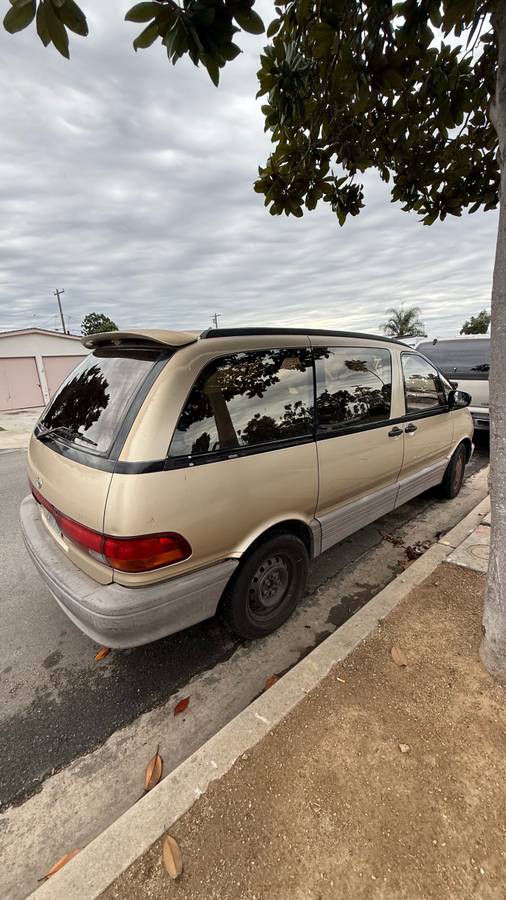 Toyota-previa-1991-brown-12