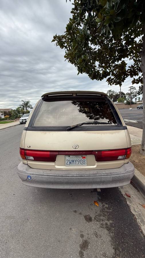 Toyota-previa-1991-brown-13