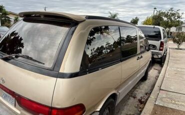 Toyota-previa-1991-brown-14