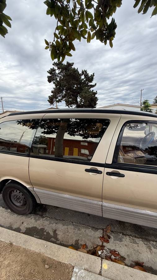 Toyota-previa-1991-brown-16