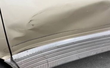 Toyota-previa-1991-brown-17