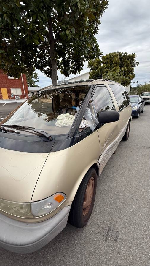 Toyota-previa-1991-brown-3