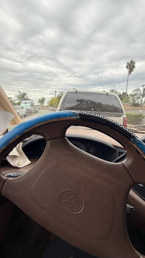 Toyota-previa-1991-brown-4