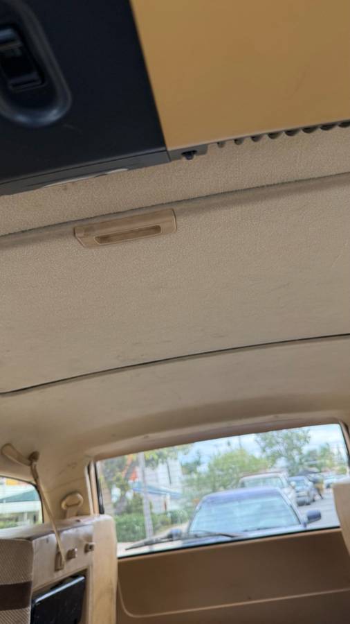 Toyota-previa-1991-brown-6