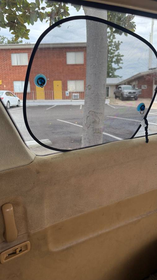 Toyota-previa-1991-brown-8