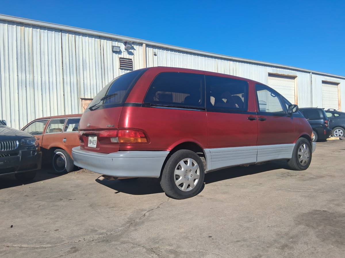 Toyota-previa-1993-red-6