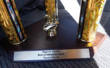 Toyota-previa-1995-white-3