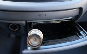 Toyota-previa-1995-white-8