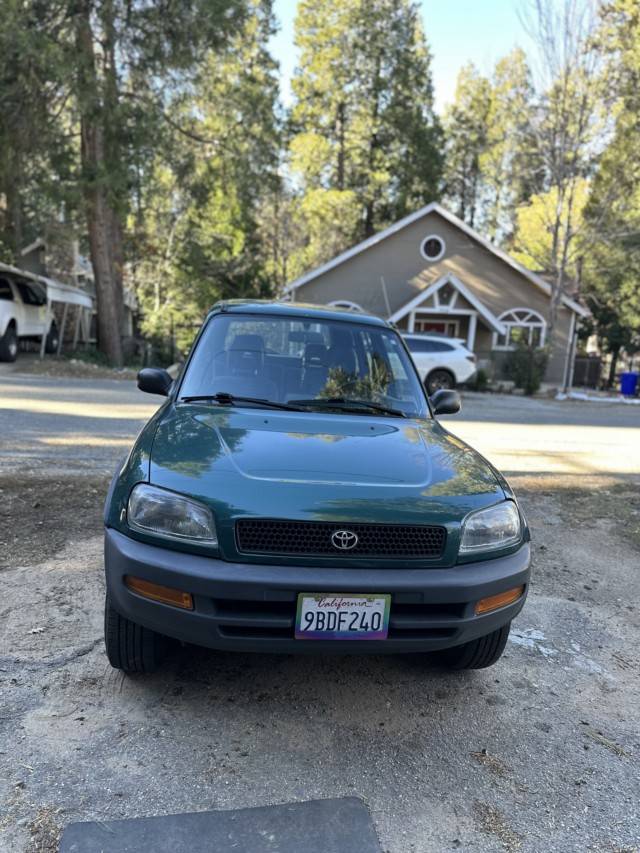 Toyota-rav4-1996-1