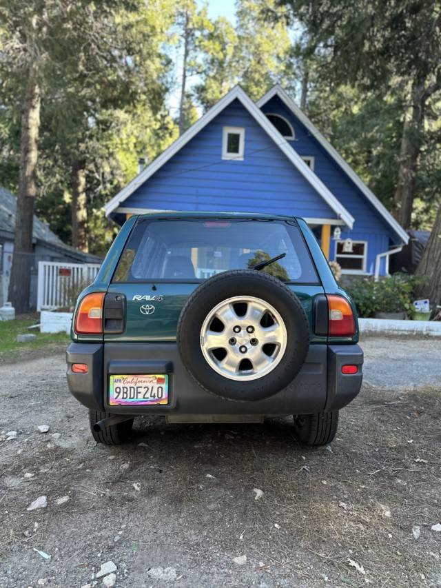 Toyota-rav4-1996-3