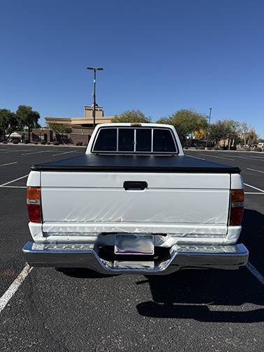 Toyota-sr5-xtra-cab-4x4-1985-white-4