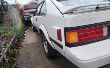 Toyota-supra-1985-white-15