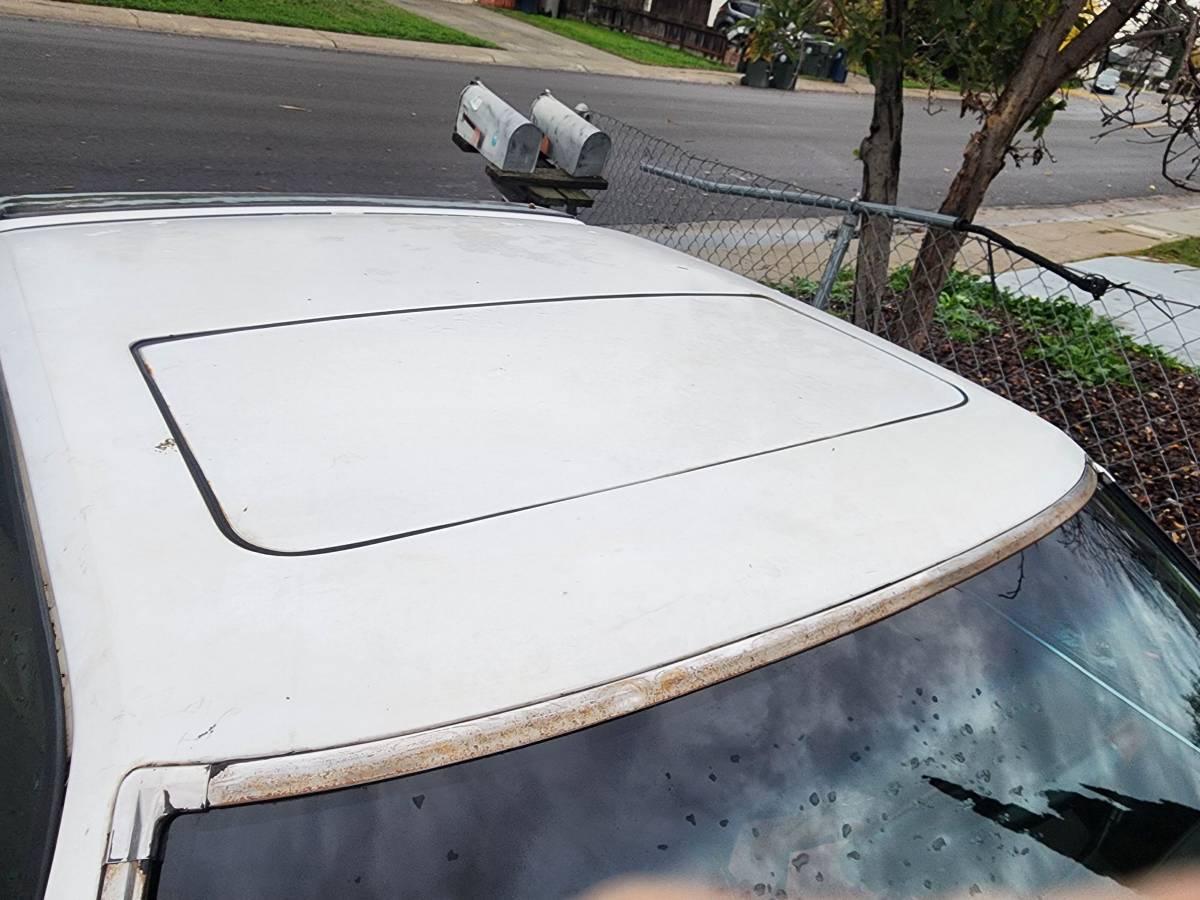 Toyota-supra-1985-white-20