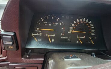 Toyota-supra-1985-white-3