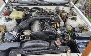 Toyota-supra-1985-white