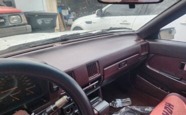 Toyota-supra-1985-white-4