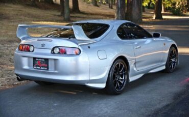 Toyota-supra-1994-8