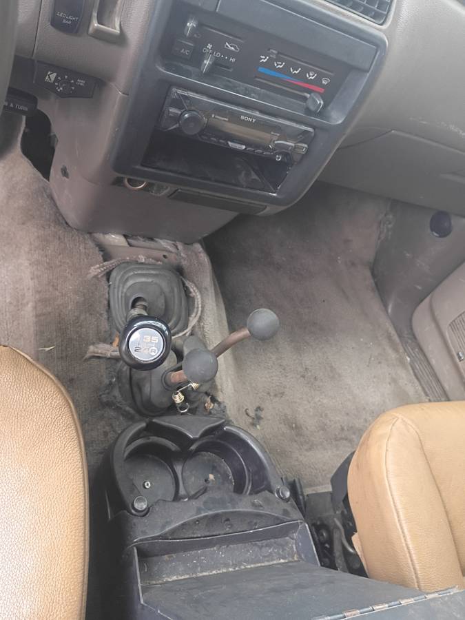 Toyota-t100-4x4-1995-black-1