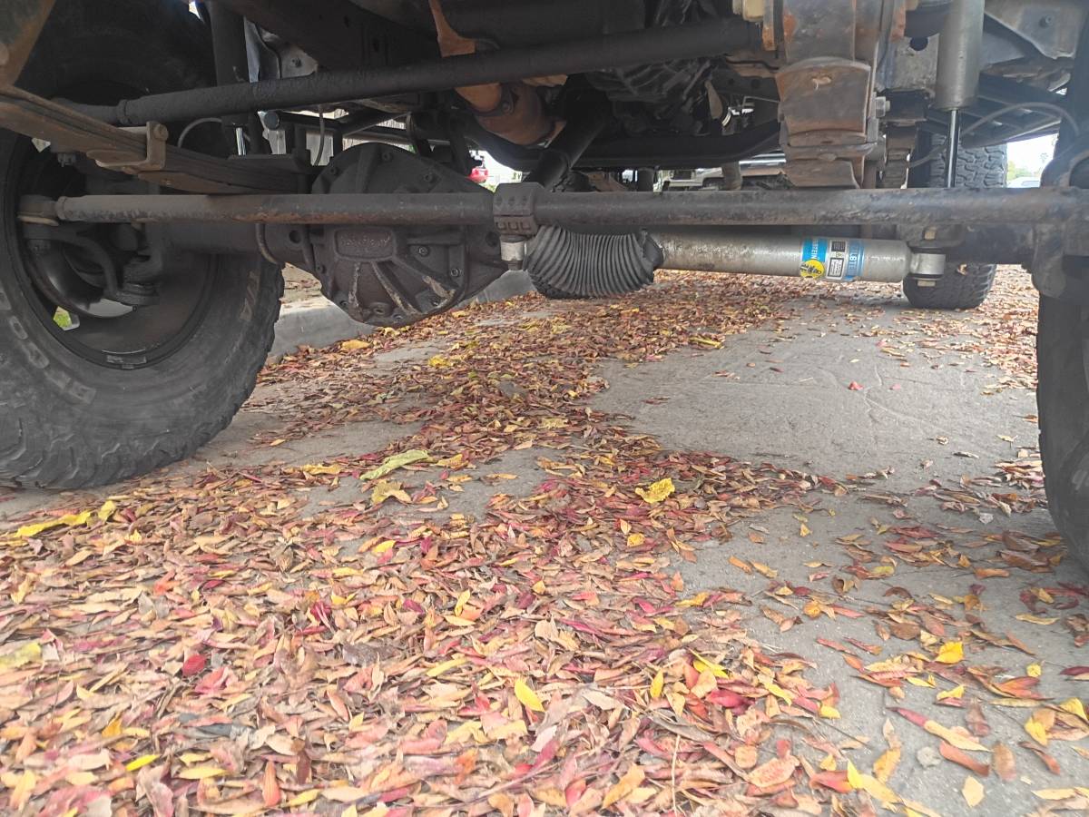 Toyota-t100-4x4-1995-black-9