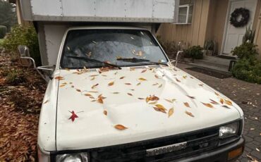 Toyota-tacoma-1989-white-1