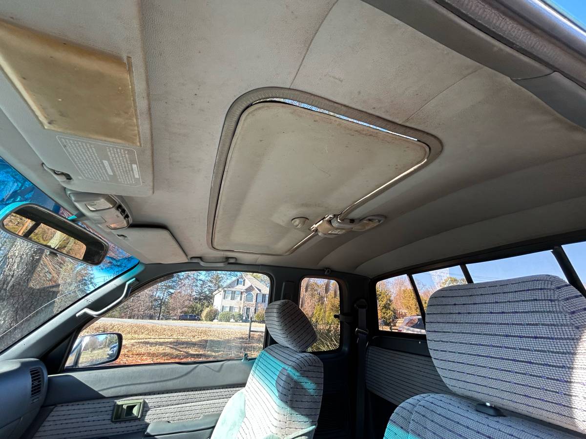 Toyota-tacoma-1995-blue-18