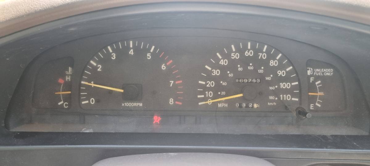 Toyota-tacoma-1995-white-16