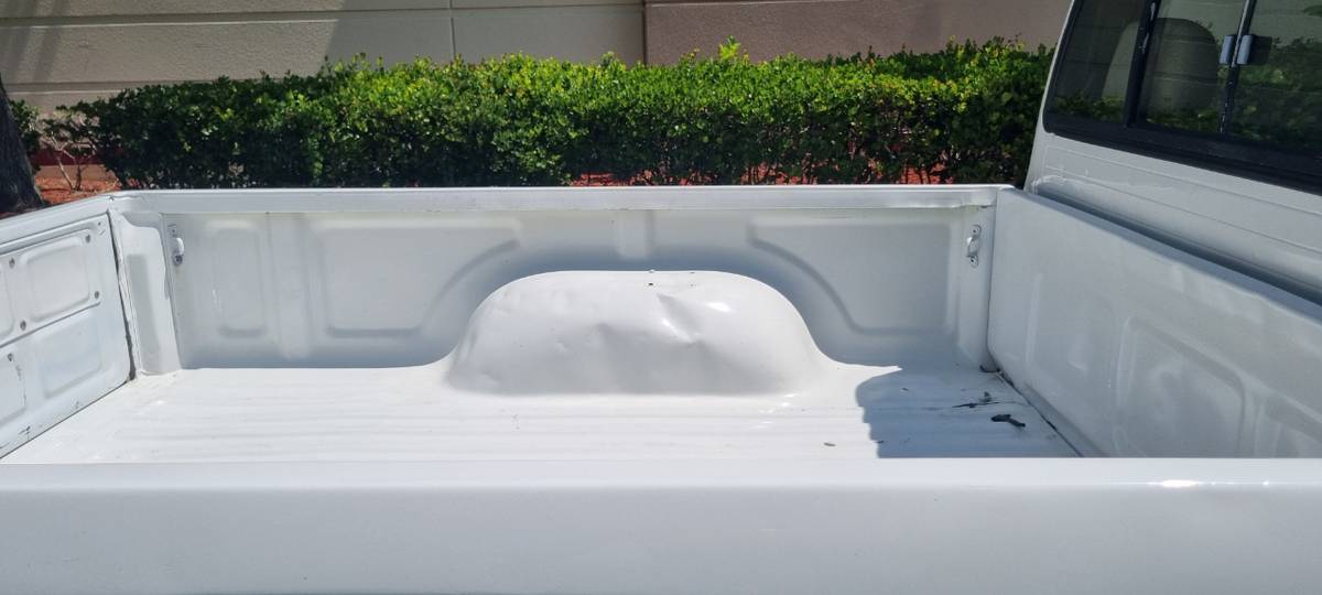 Toyota-tacoma-1995-white-19