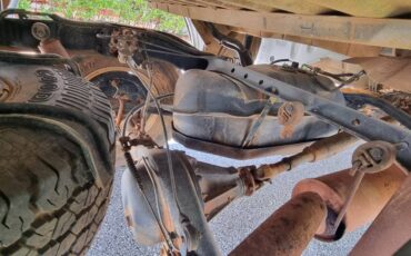 Toyota-tacoma-1995-white-23